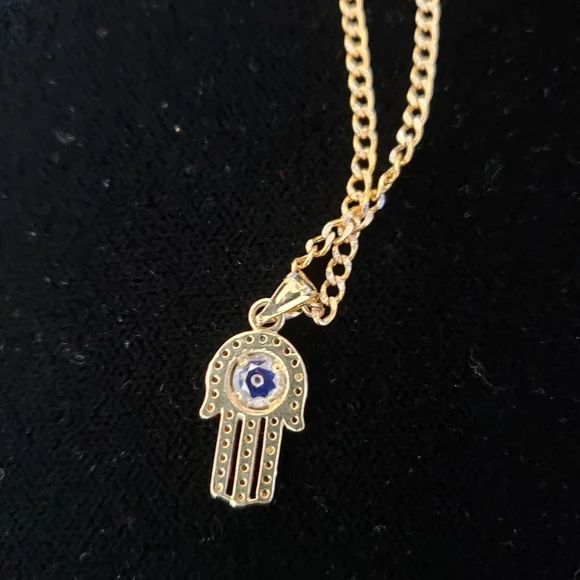 10kt Gold Chain and Pendant